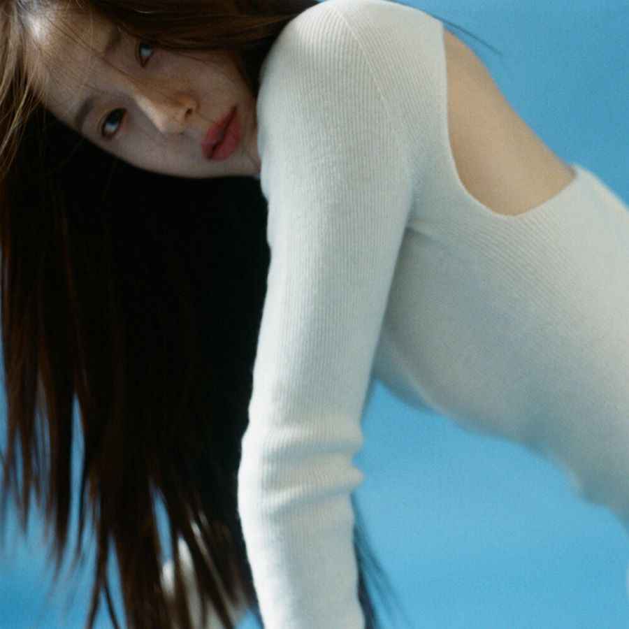 KRYSTAL - Solitary (Single Album)