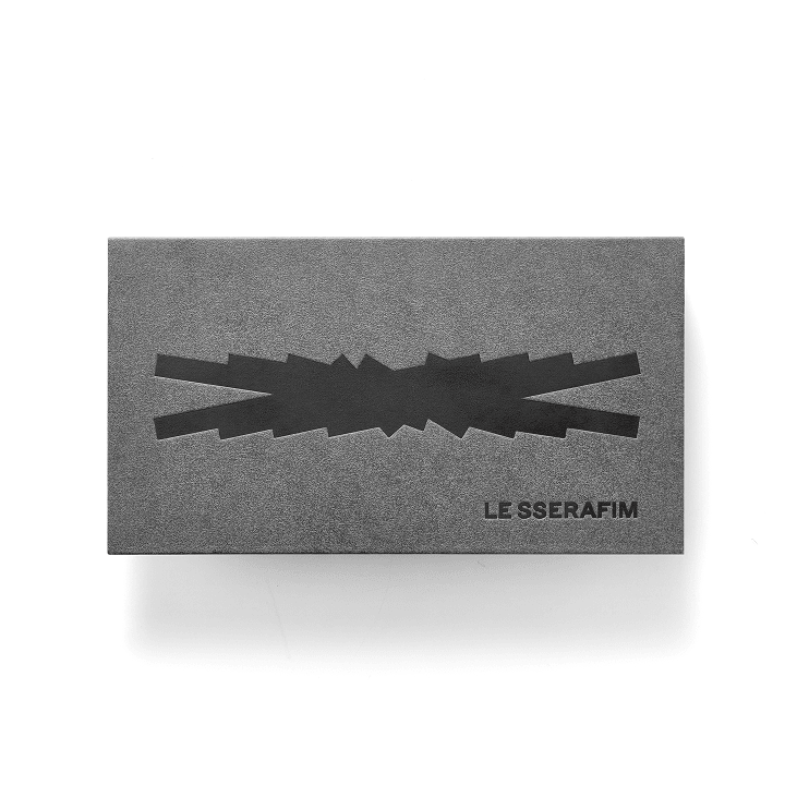 LE SSERAFIM - binder 1
