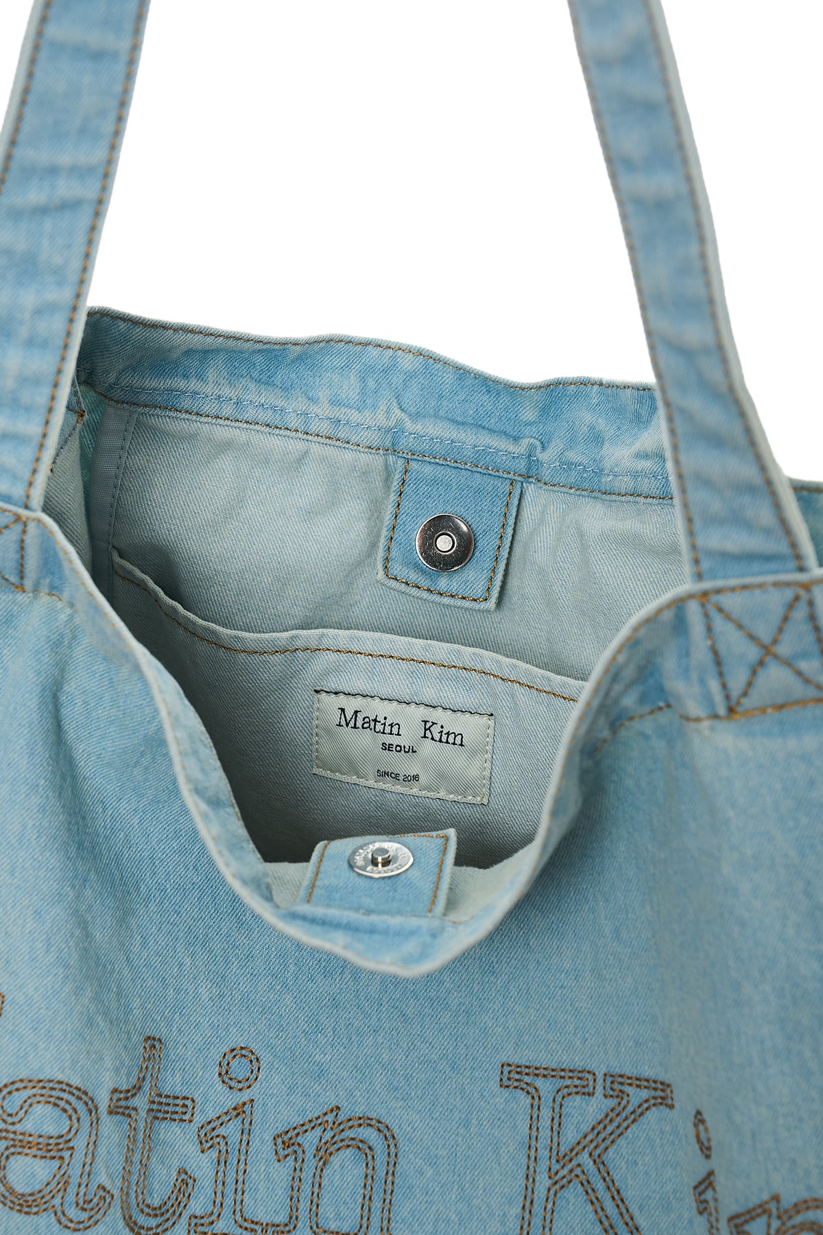 MATIN KIM - matin stitch denim shoulder bag in sky 4