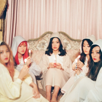 RED VELVET (레드벨벳)