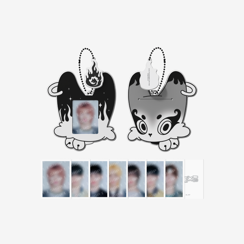 NEXZ - fox2y id holder - [o-rly?] pop-up store 1