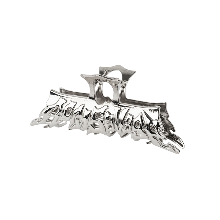 PLAVE - born savage metal hair claw clip 1