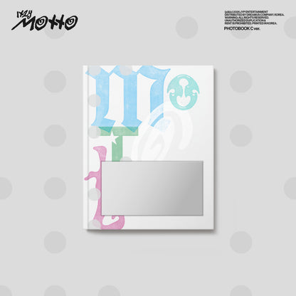 ITZY (있지) - Motto [PHOTOBOOK Ver. / 3 versions set RANDOM]