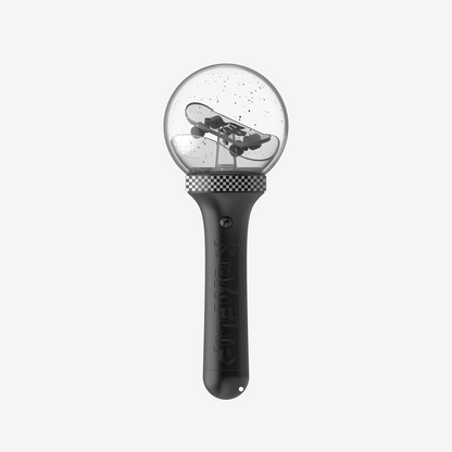 KICKFLIP - official light stick 1