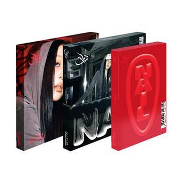 LOONA (이달의 소녀) Yves - NAIL (4th EP) [Photobook Only / Limited Edition Ver.].