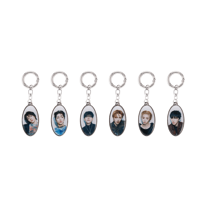 Boynextdoor - photo metal keyring 1