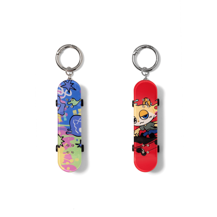 EVAN - mini skateboard keyring 1