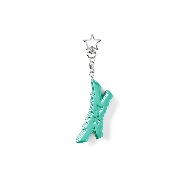 LE SSERAFIM - earphone holder 1