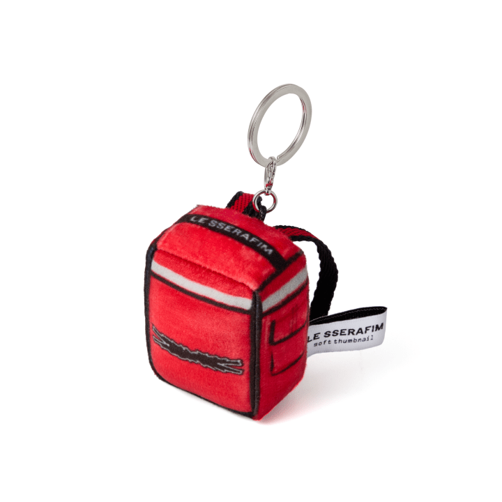 Le sserafim - [le sserafim x soft thumbnail] delivery bag keyring 1