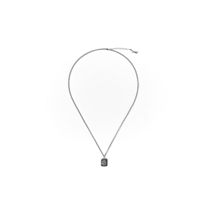 LE SSERAFIM - necklace 1