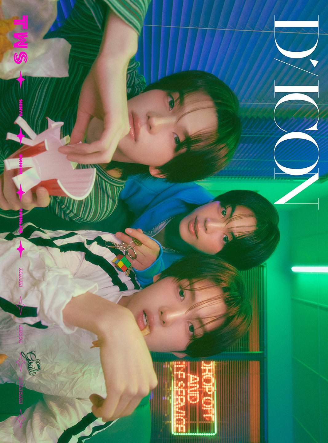 [Visual Goods][MAGAZINE] [WEVERSE] TWS - ESQUIRE DICON VOLUME N°34 (DEAR MY BOYHOOD / TINY WONDER STORIES) [SET] - product_vendor,