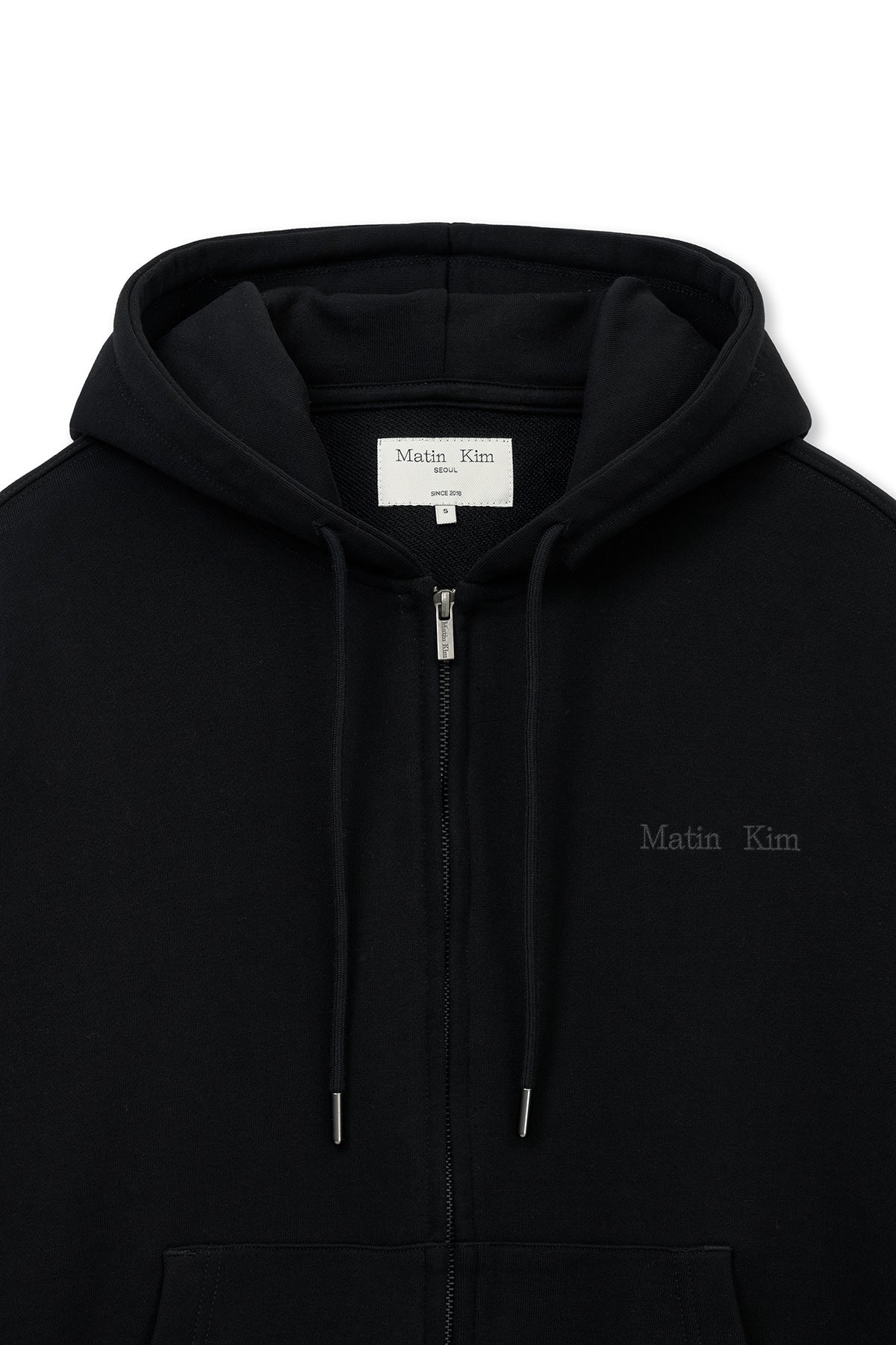 MATIN KIM - back logo essential hoody zip up in black 5